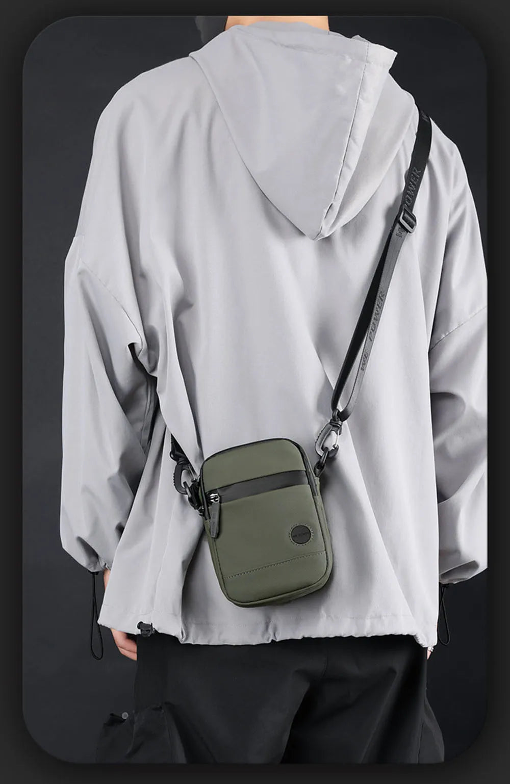 Outdoor Casual Men Single Shoulder Crossbody Bag Luxury Fashion Travel Mini Chest Bag Nylon Fanny Pack USB Headphone Jack